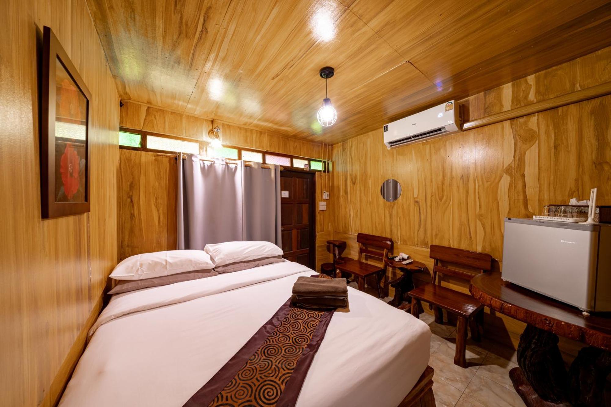 Athithara Homestay Phra Nakhon Si Ayutthaya Exterior foto